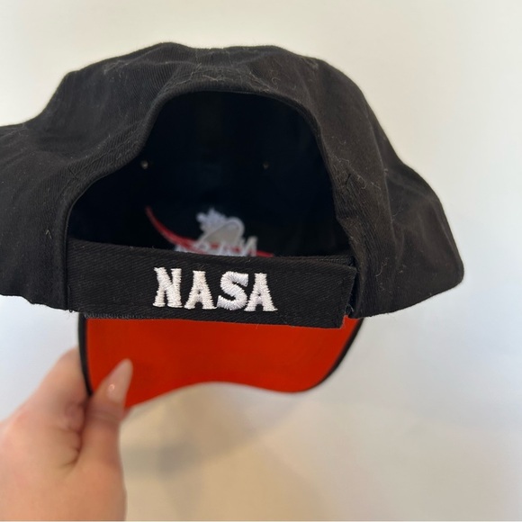 Black NASA Logo Cap - Picture 2 of 3